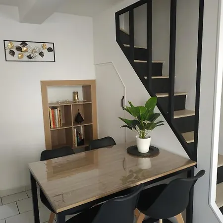 La Lillebonnaise Meuble Au Coeur De Semesterbostad Lillebonne